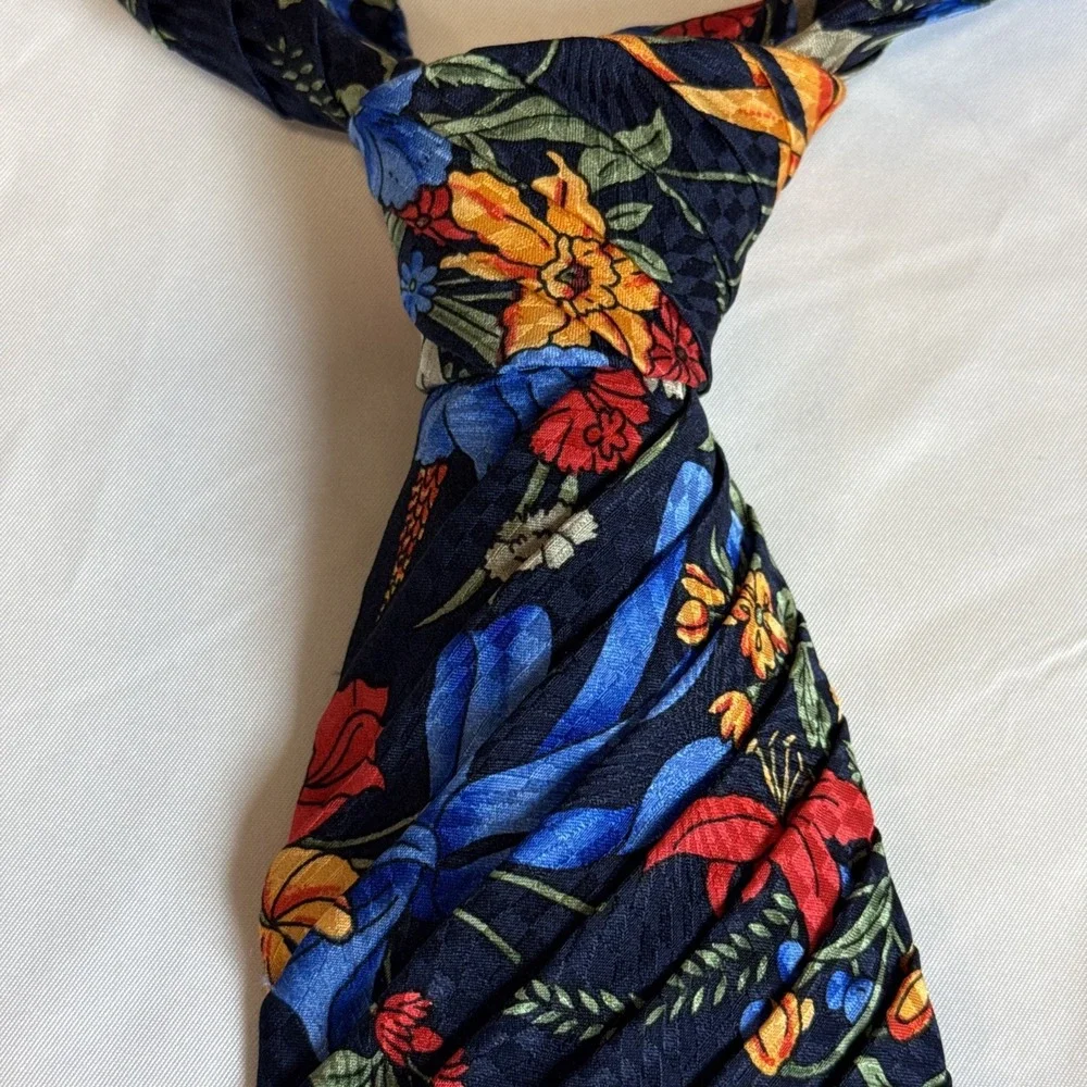 BURDI Chicago Men's Silk XL Necktie ITALY Designer Floral Red/Blue/Gold‎ EUC